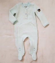 Load image into Gallery viewer, EZ-On BaBeez™ - Baby Romper, Long Sleeves with Footies and Baby Beanie